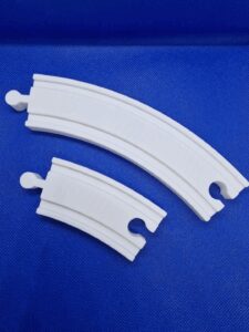 train tracks compatible with brio ikea e style