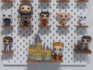 funko stand ikea skadis