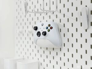 xbox controller stand for ikea skådis pegboard